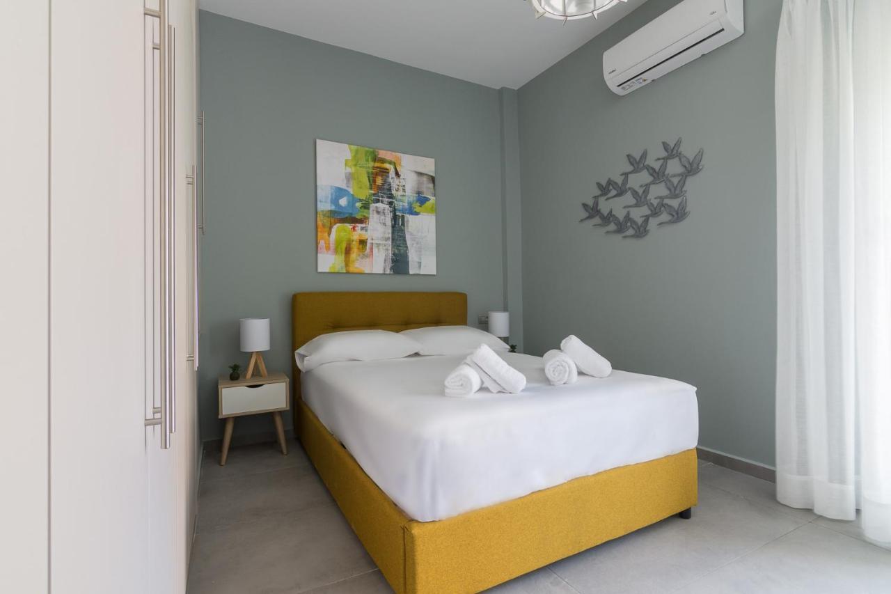 Hippy Designed 3Bedroom Apartment In Heraklion Dış mekan fotoğraf